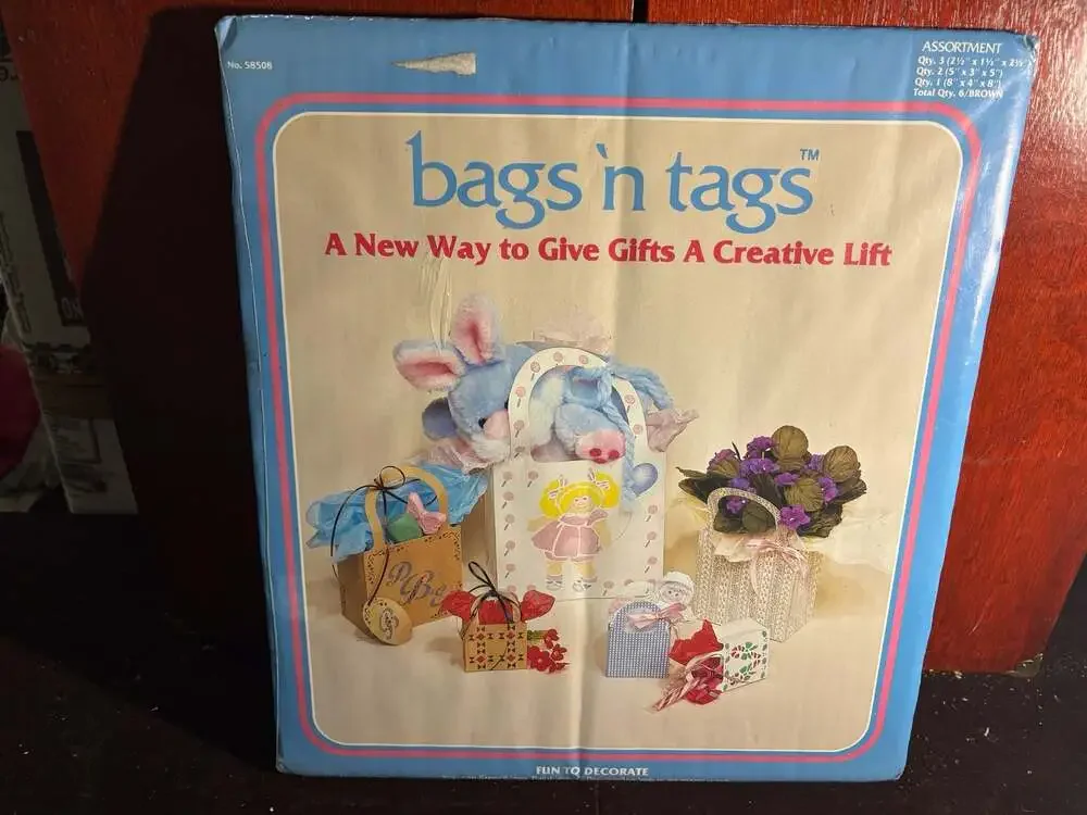 Vintage Bags N Tags Assortment Craft Kit No. 58508